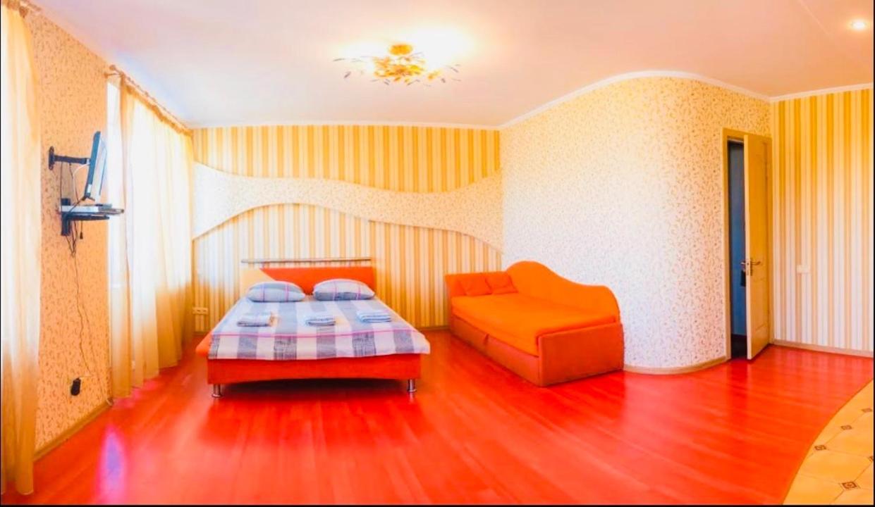 Red Apartment 2019 Very Centre Kherson Bagian luar foto
